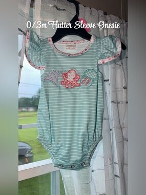 Baby Girls Embroidered Sea Friends Flutter Sleeve Onesie - Mint Stripe